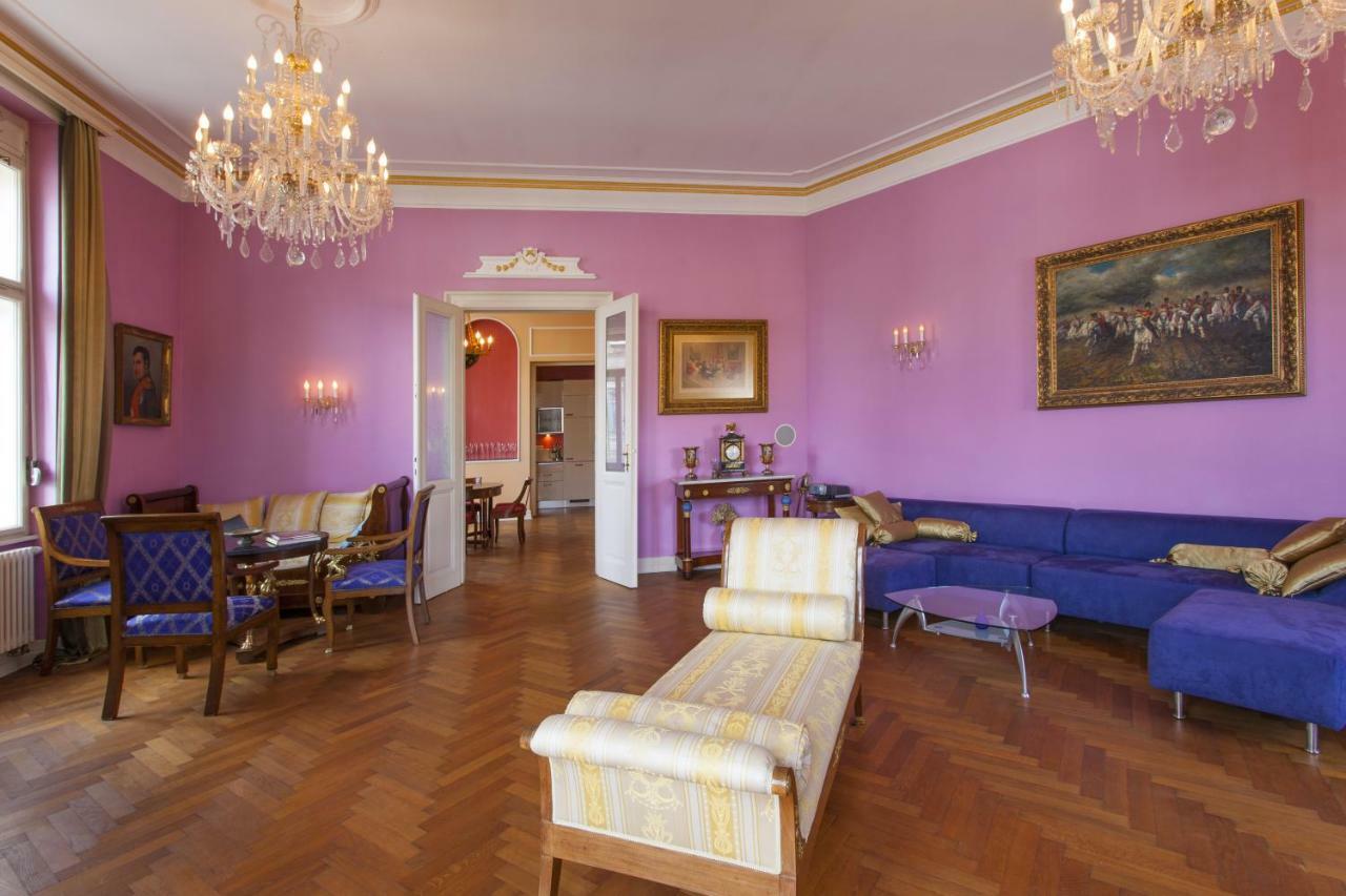 Filip'S Palace Luxurious Apartment Ljubljana Bagian luar foto
