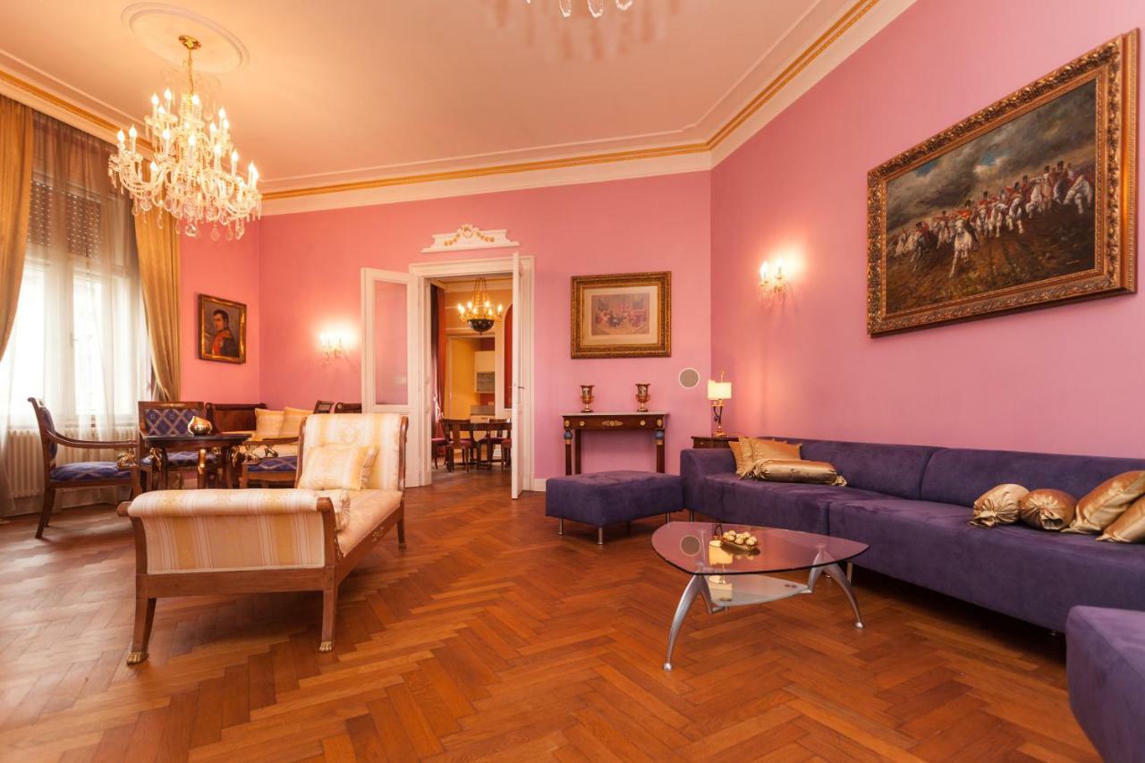 Filip'S Palace Luxurious Apartment Ljubljana Bagian luar foto